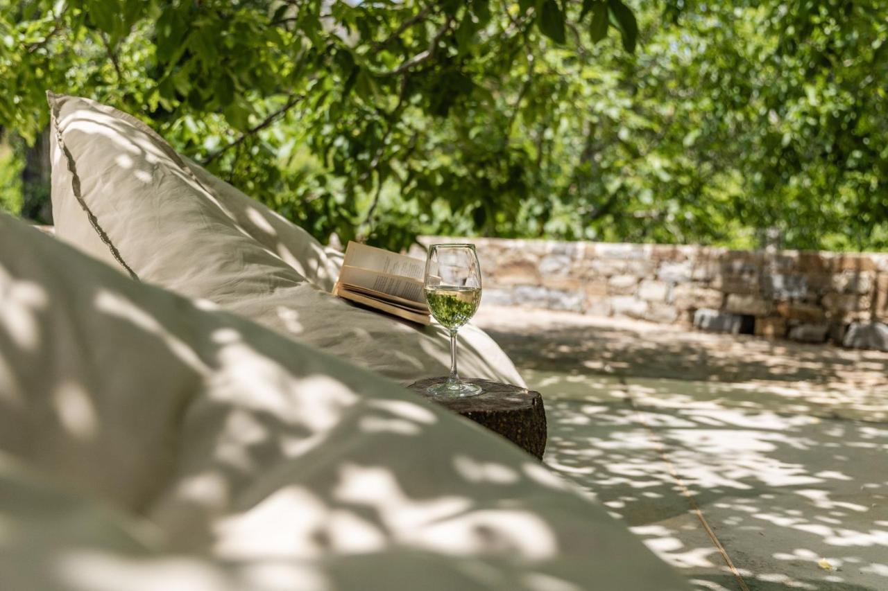 Serenity Village Aperathos Bagian luar foto