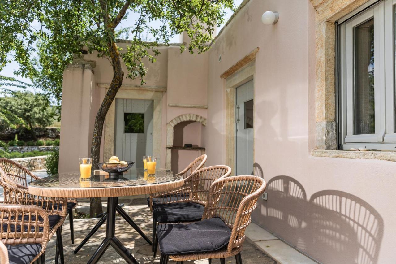 Serenity Village Aperathos Bagian luar foto