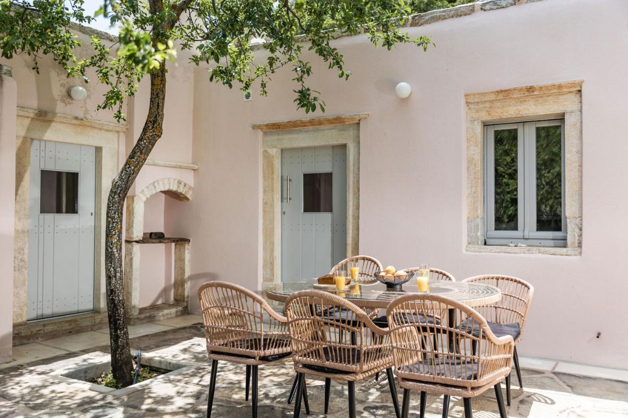 Serenity Village Aperathos Bagian luar foto