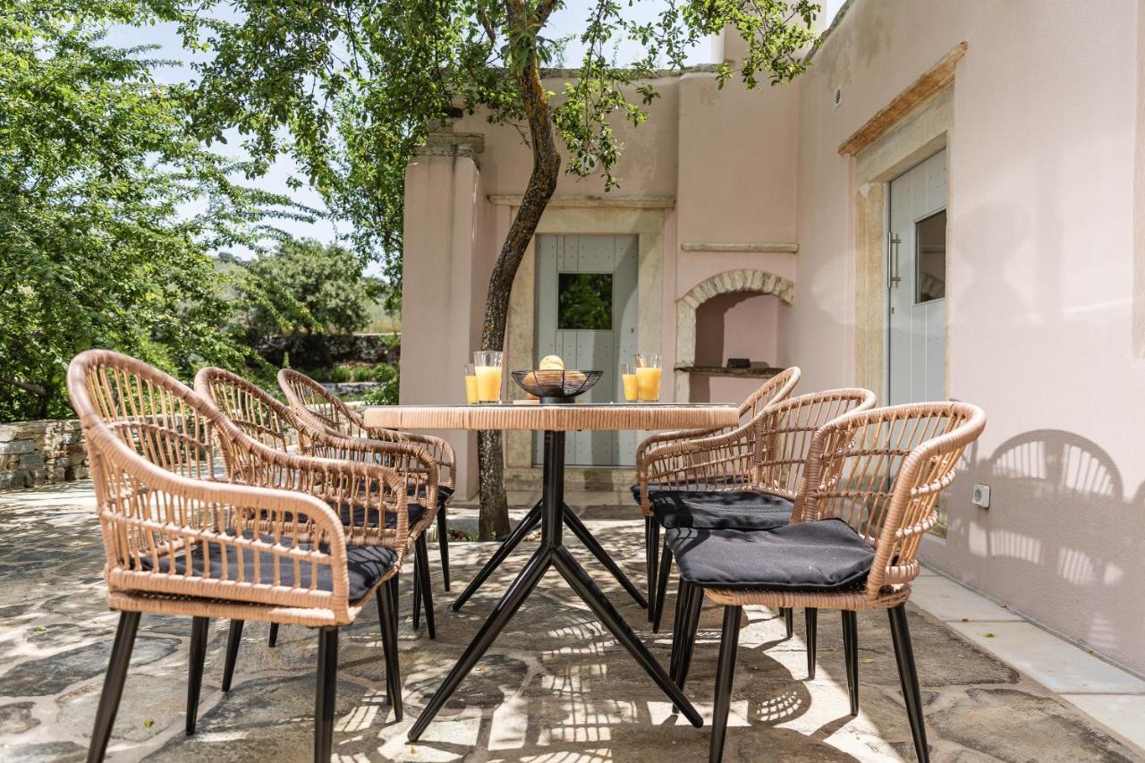 Serenity Village Aperathos Bagian luar foto
